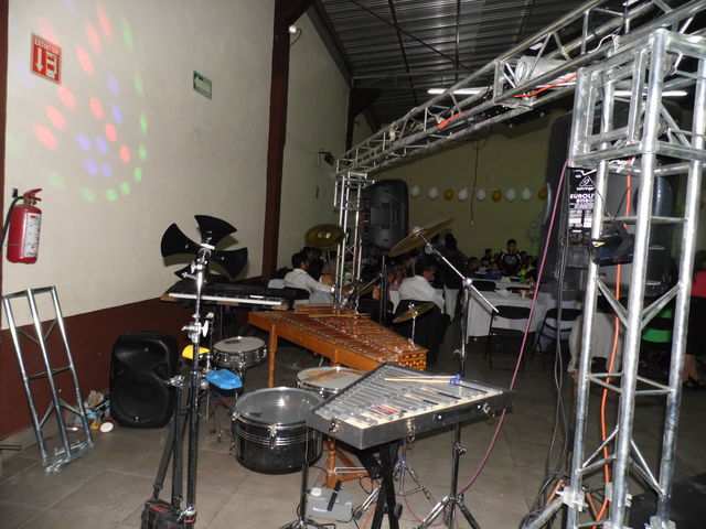 El Autentico estilo de TropiMarimba