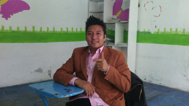 Hanibal antes de tocar la Marimba